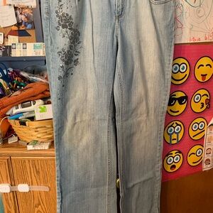 Floral Embroidered Light Blue Jeans